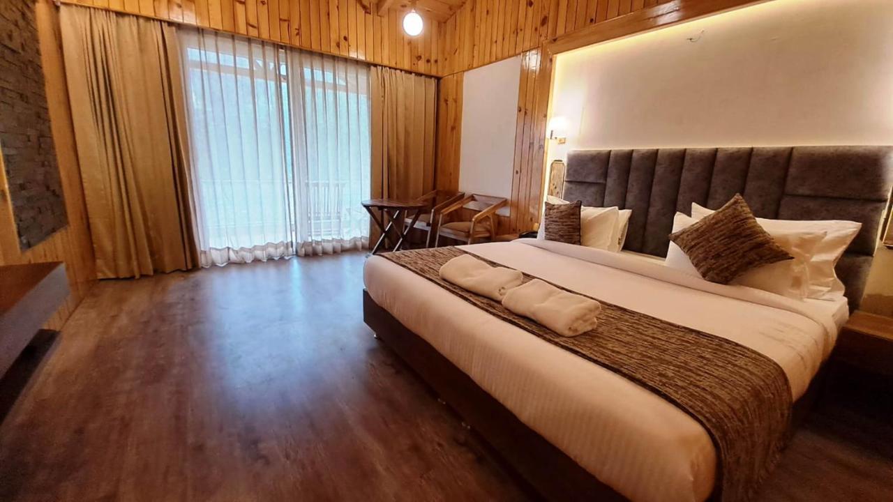 Qcent Woods Resort & Spa, Rishikesh Exterior photo