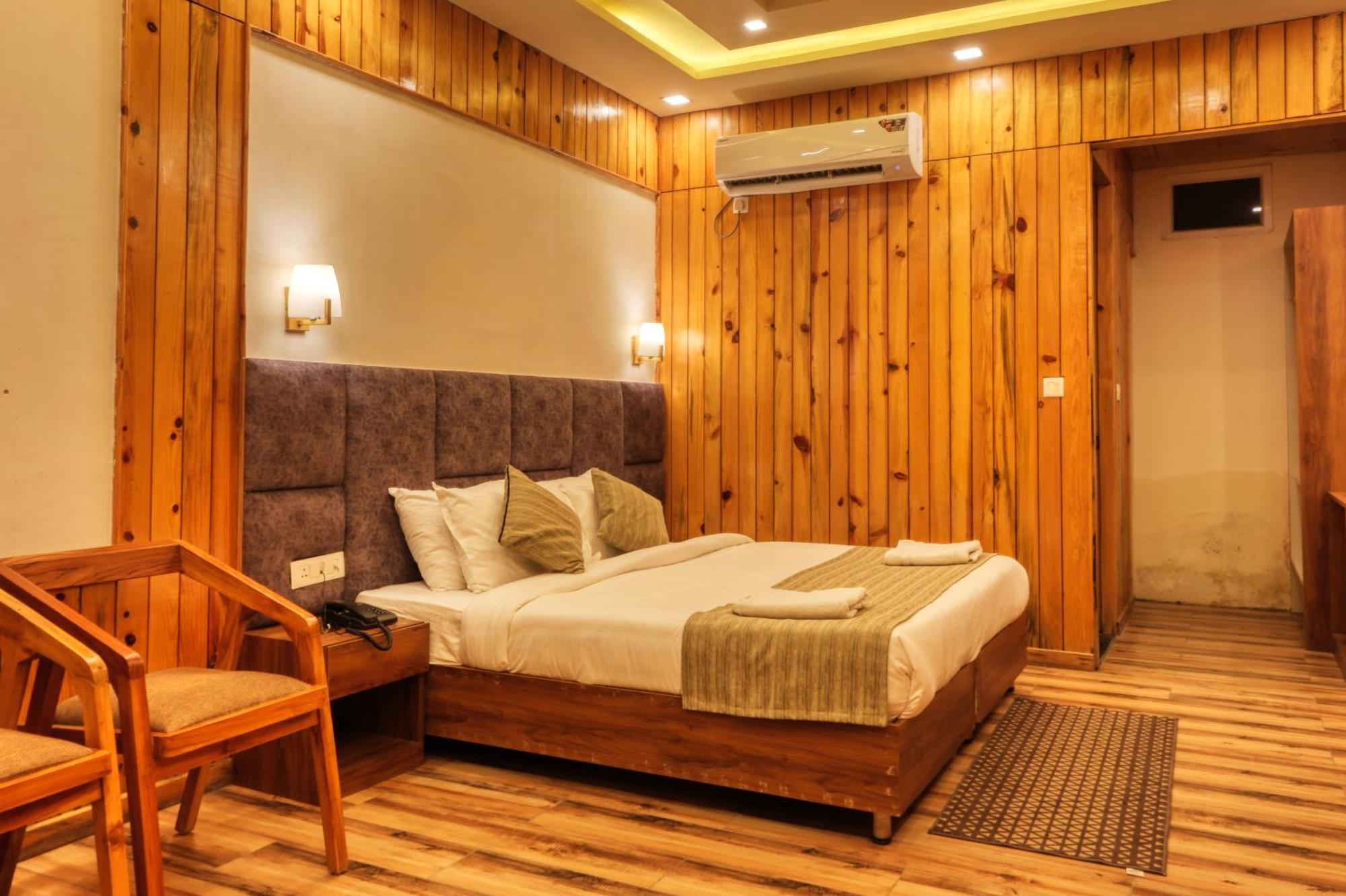 Qcent Woods Resort & Spa, Rishikesh Exterior photo